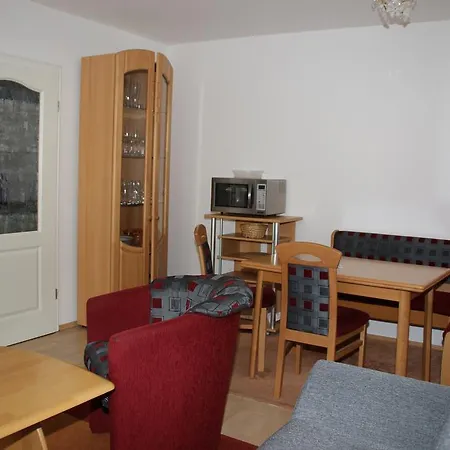 2 Zimmer Kursuite Apartment *