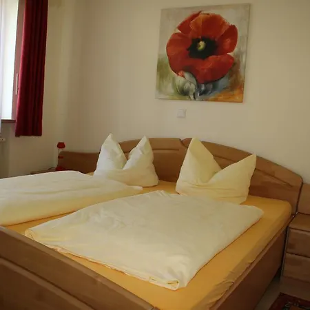 Apartment 2 Zimmer Kursuite