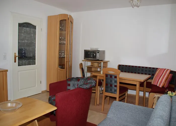 2 Zimmer Kursuite Apartment *